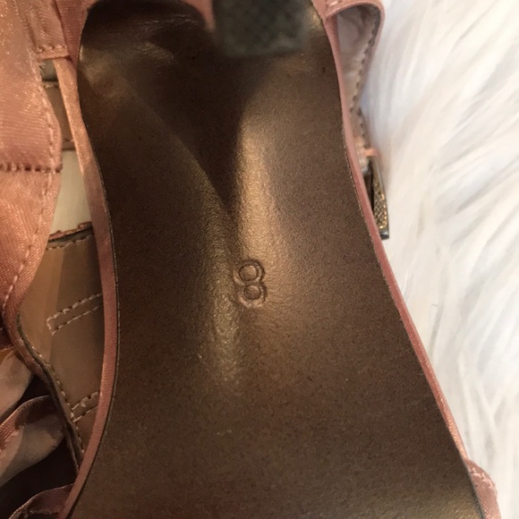 SATIN RUFFLE HEELS - Picture 5 of 6